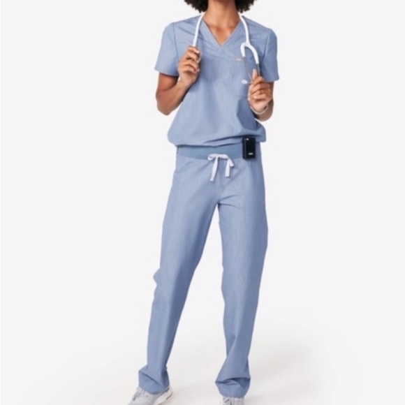 FIGS Kade Cargo Catarina Scrub Bundle - XS TALL/XS - Picture 2 of 11